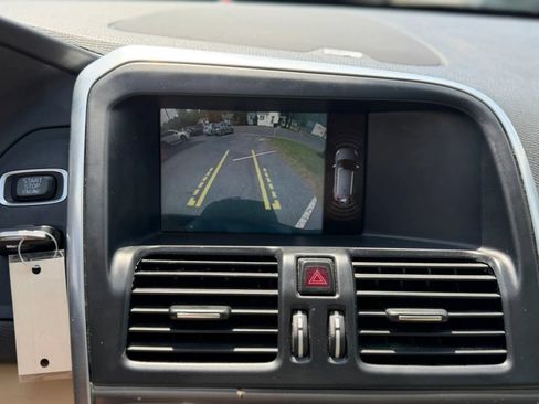 Used 2015 Volvo XC60 T6 Platinum AWD/4WD image 16