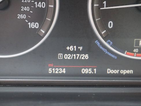 Used 2015 BMW 528i Sedan image 32