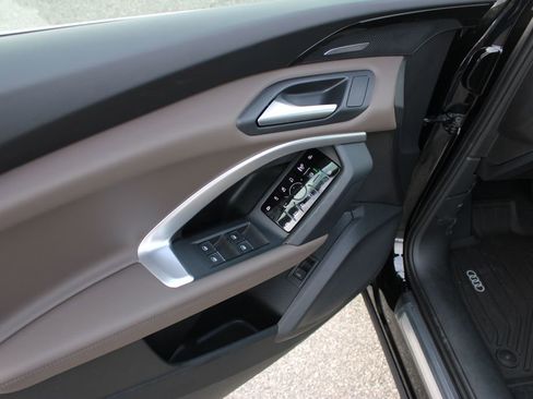 New 2025 Audi Q5 Premium Plus image 25