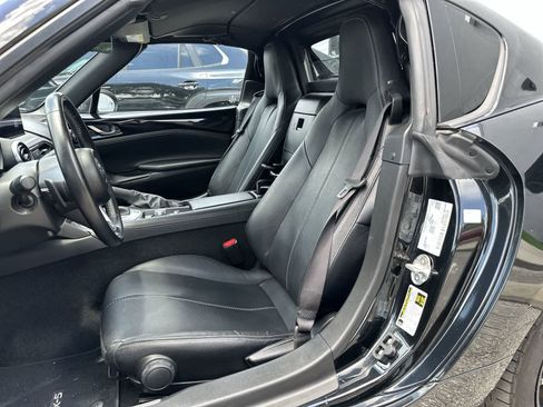 Used 2025 MAZDA MX-5 Miata RF Grand Touring RWD image 3