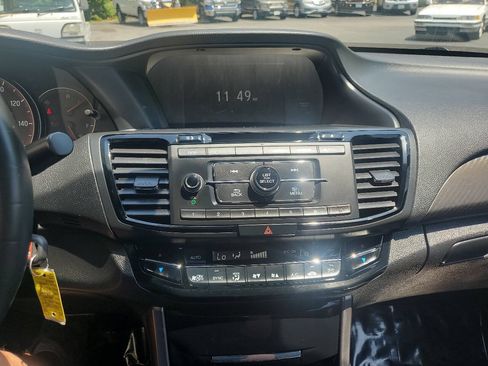 Used 2017 Honda Accord Sport Special Edition image 14