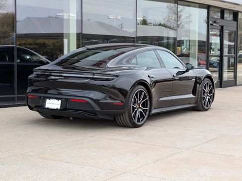 New 2025 Porsche Taycan 4S image 9
