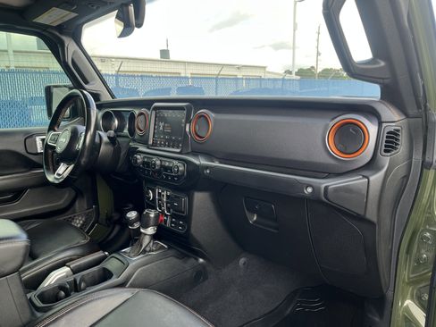 Used 2021 Jeep Gladiator Mojave AWD/4WD image 15