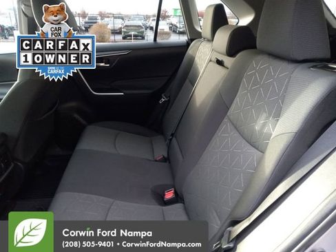 Used 2022 Toyota RAV4 XLE image 25