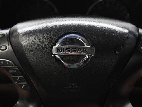 Used 2014 Nissan Pathfinder Platinum w/ Platinum Premium Package AWD/4WD image 12