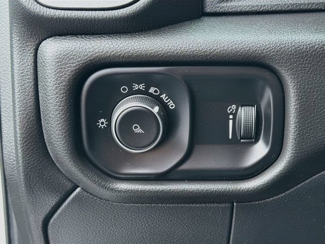 Used 2024 RAM 2500 Tradesman AWD/4WD image 11