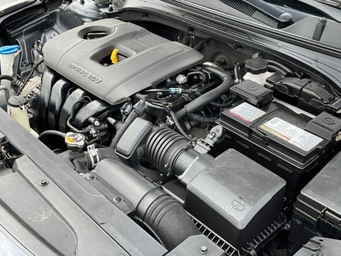 Used 2020 Kia Forte LXS FWD image 10
