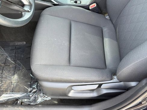 Used 2023 Toyota Corolla LE image 16