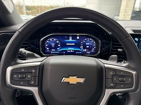 Used 2022 Chevrolet Silverado 1500 LTZ image 14