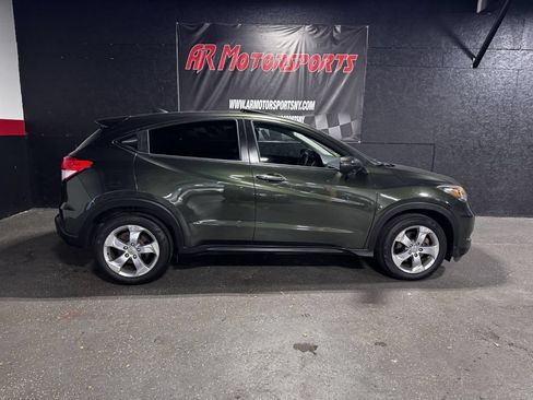 Used 2016 Honda HR-V EX image 6