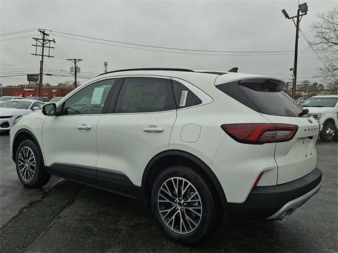 New 2026 Ford Escape SE w/ PHEV Premium Package image 3