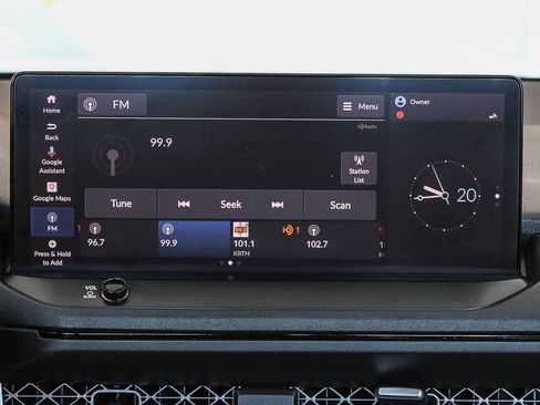 Used 2023 Honda Accord Touring image 14