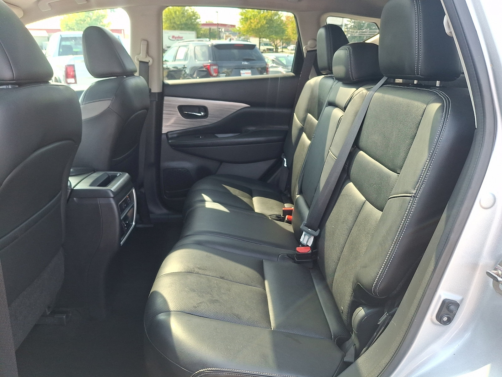 Used 2016 Nissan Murano Platinum w/ Platinum Technology Package AWD/4WD image 10