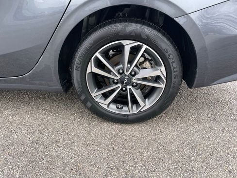 Used 2024 Kia Forte LXS image 10