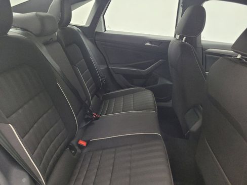 Used 2024 Volkswagen Jetta Sport image 19