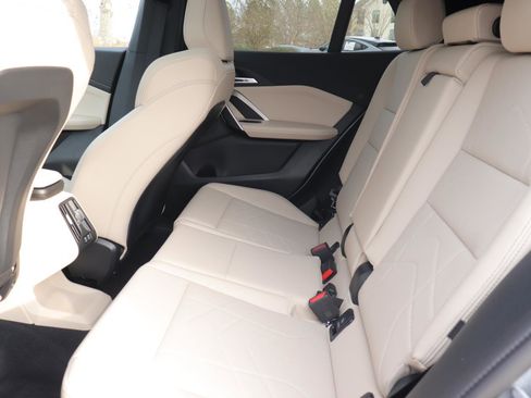 Certified 2025 BMW X2 xDrive28i w/ Convenience Package image 14