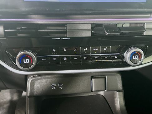Used 2024 Honda Prologue Touring image 24