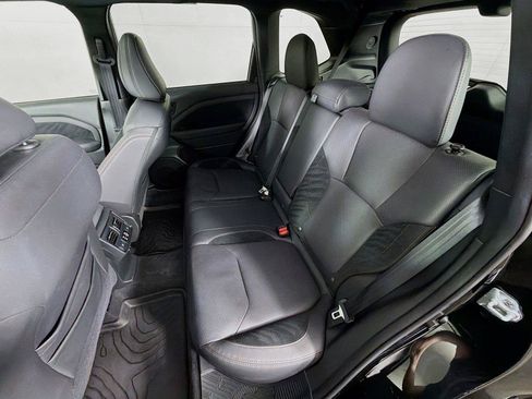 Used 2025 Subaru Forester Touring AWD/4WD image 25