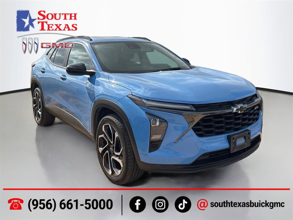 Used 2024 Chevrolet Trax RS w/ Sunroof Package FWD image 1