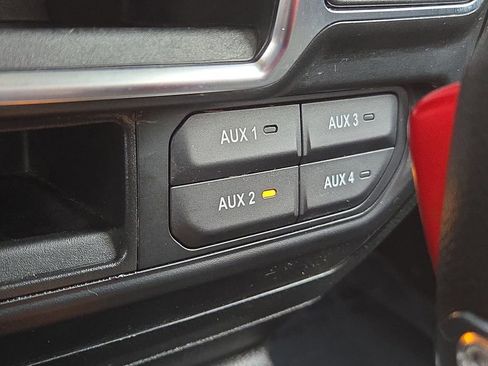 Used 2023 Jeep Wrangler Sport image 22