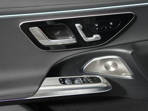 Certified 2025 Mercedes-Benz E 53 AMG e 4MATIC Sedan image 12