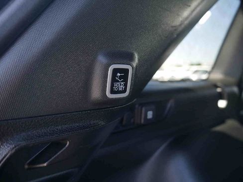 Used 2024 Jeep Grand Cherokee Limited w/ Luxury Tech Group II AWD/4WD image 10