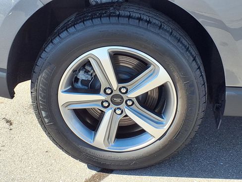 Used 2023 Ford Edge SEL w/ Convenience Package image 29