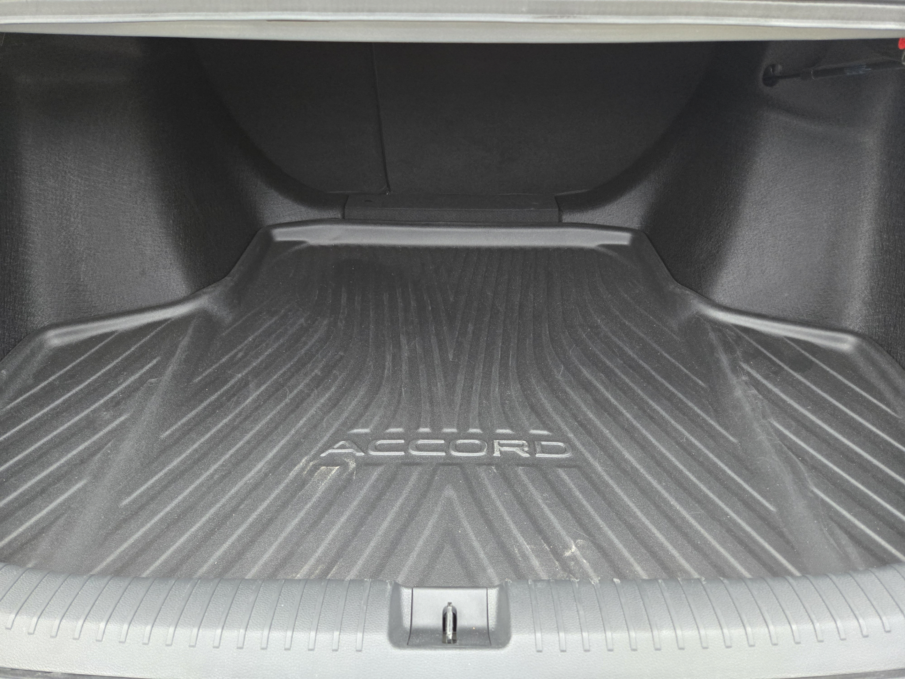 Certified 2024 Honda Accord Sport image 28