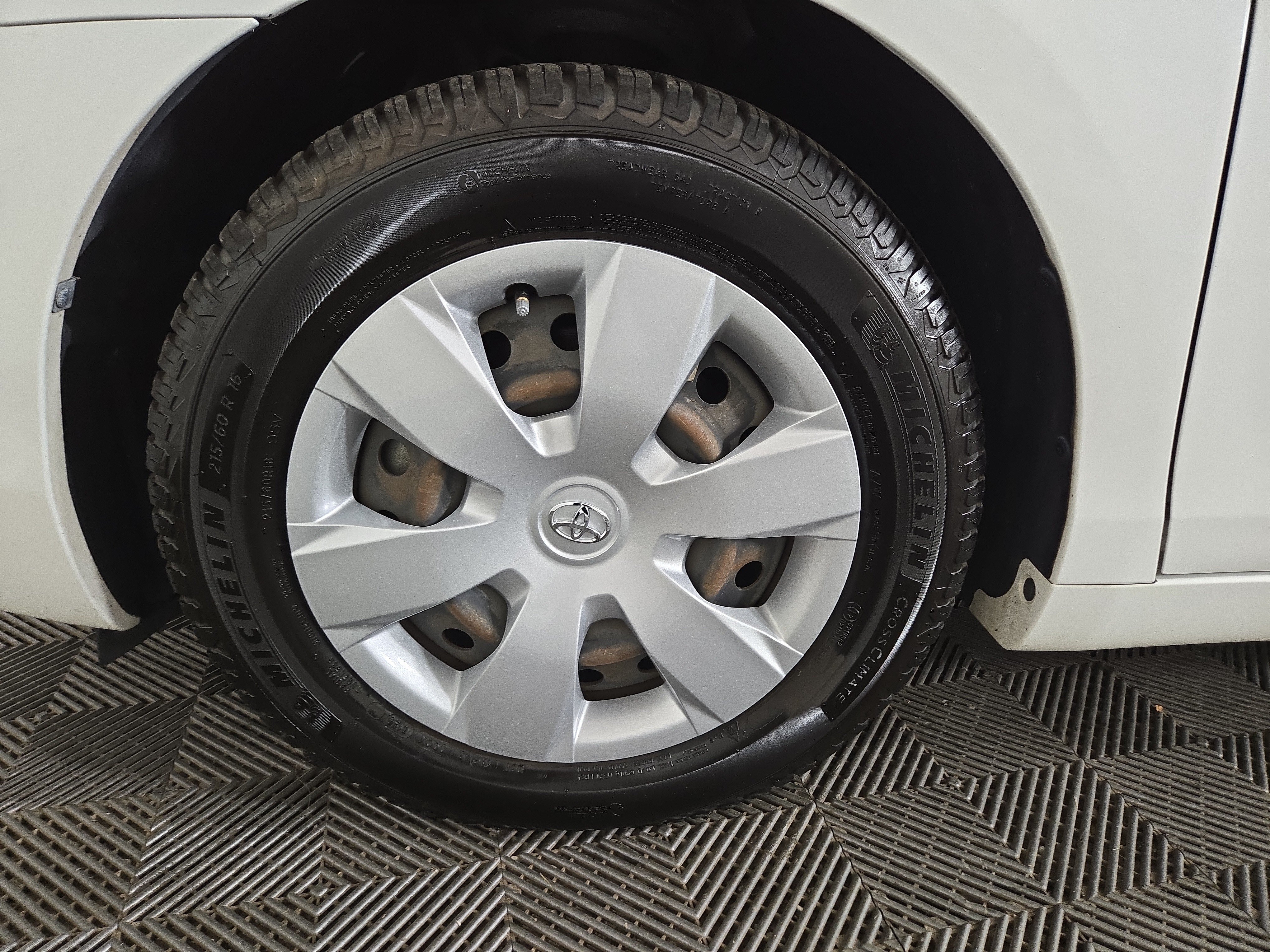 Used 2008 Toyota Camry LE FWD image 31