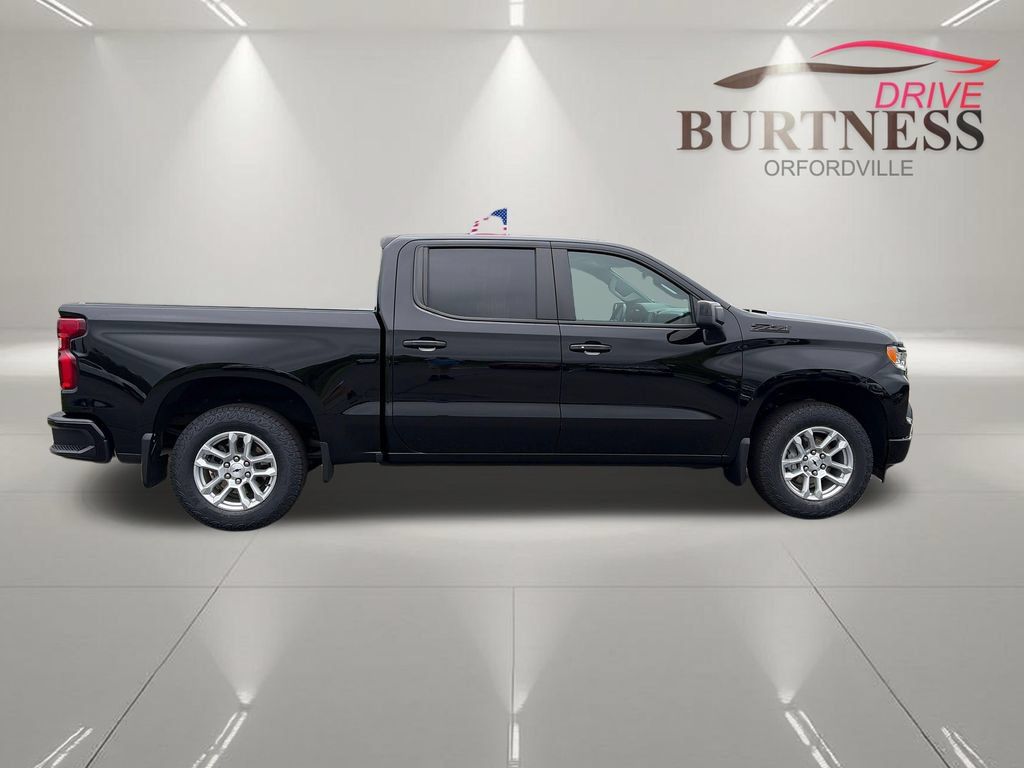 Certified 2024 Chevrolet Silverado 1500 RST w/ Z71 Off-Road Package AWD/4WD image 9