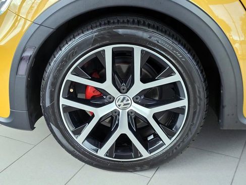Used 2017 Volkswagen Beetle 1.8T Dune FWD image 9