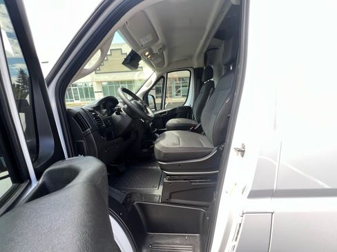 Used 2024 RAM ProMaster 2500 FWD image 20