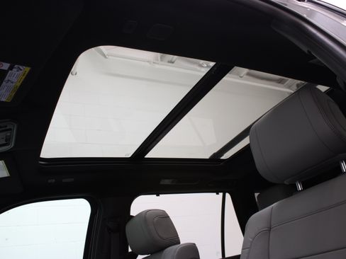 Used 2026 Toyota Sequoia Limited AWD/4WD image 29