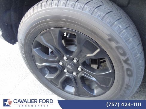 Used 2023 Ford Expedition XLT AWD/4WD image 11