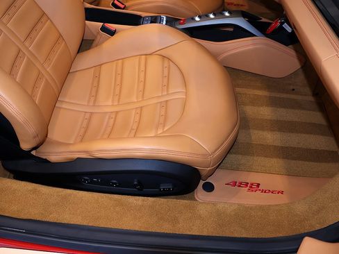 Certified 2019 Ferrari 488 Spider RWD image 39