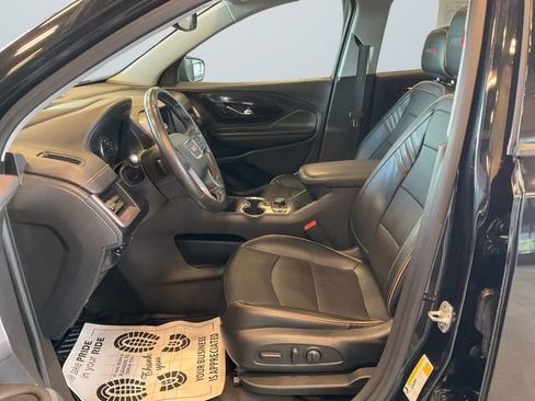 Used 2022 GMC Terrain AT4 w/ Infotainment Package II AWD/4WD image 9