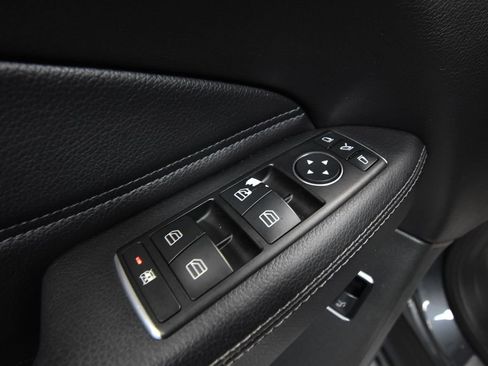 Used 2016 Mercedes-Benz GLE 350 4MATIC image 5