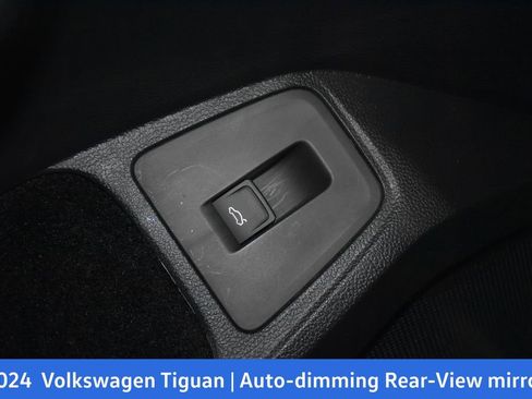 Used 2024 Volkswagen Tiguan SE R-Line image 24