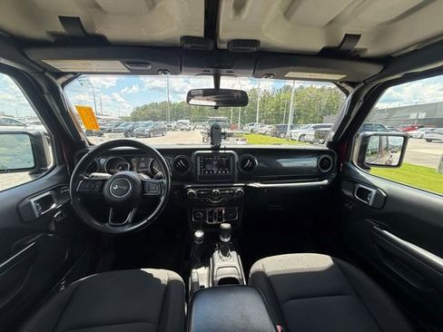 Used 2022 Jeep Gladiator Sport AWD/4WD image 7