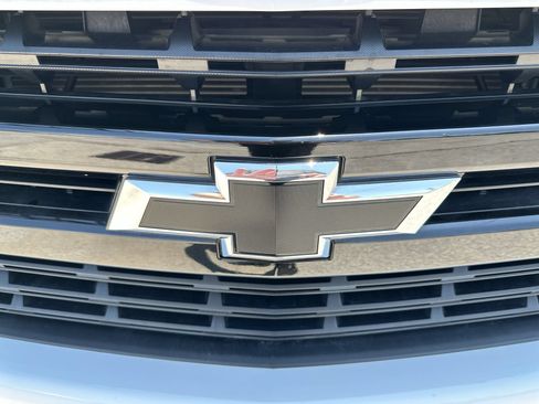 Used 2022 Chevrolet Silverado 1500 RST w/ Redline Edition AWD/4WD image 27