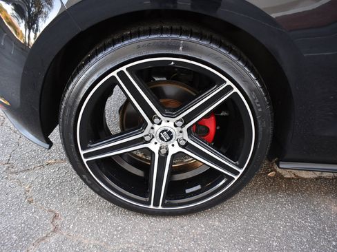 Used 2015 Volkswagen GTI S image 32