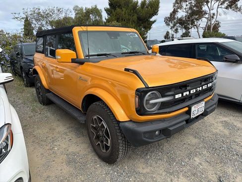 Used 2021 Ford Bronco Outer Banks AWD/4WD image 3