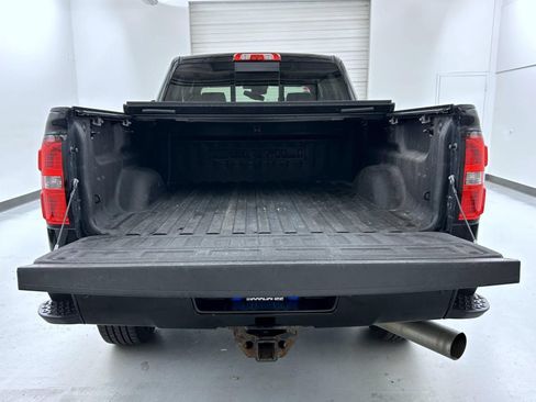Used 2015 GMC Sierra 2500 Denali w/ Duramax Plus Package AWD/4WD image 22