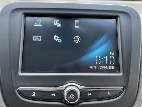 Used 2016 Chevrolet Malibu LT image 19