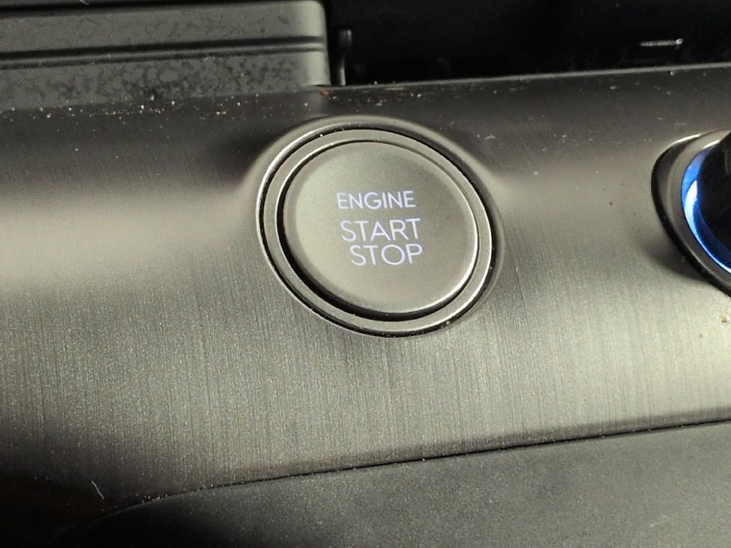 Used 2025 Hyundai Kona SEL FWD image 45