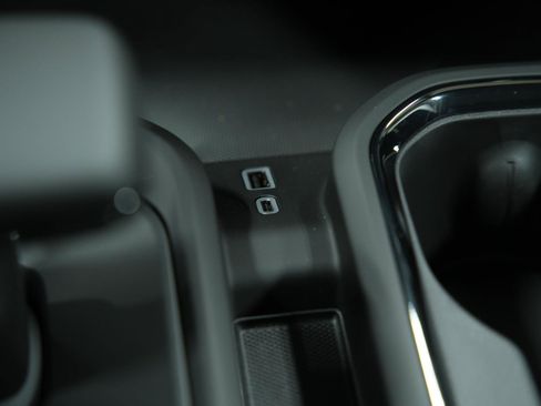 New 2026 GMC Sierra 1500 AT4 w/ AT4 Premium Package image 39