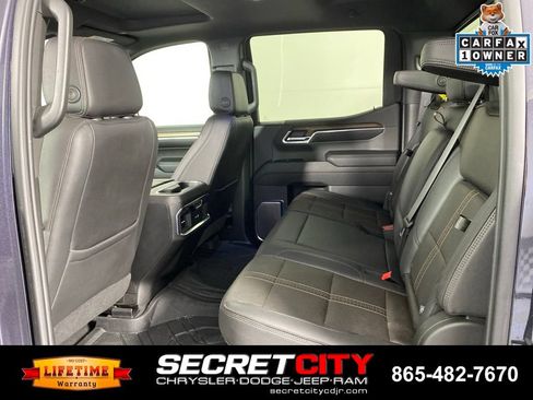 Used 2024 Chevrolet Silverado 1500 High Country w/ High Country Premium Package AWD/4WD image 28