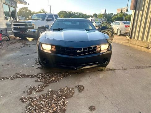 Used 2012 Chevrolet Camaro LS image 13