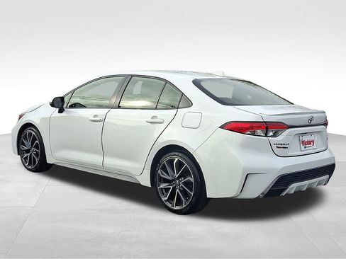 Used 2021 Toyota Corolla SE image 6