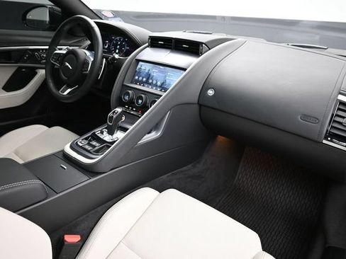 Used 2023 Jaguar F-TYPE R-Dynamic AWD/4WD image 10